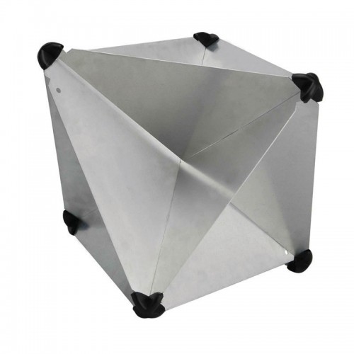 Radar reflectors